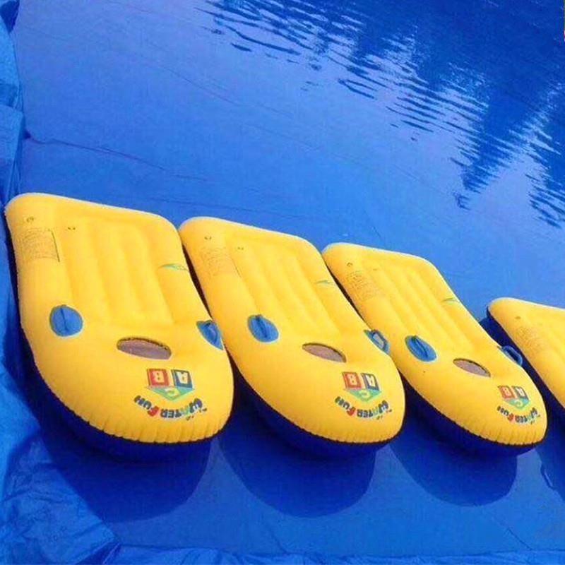 Kinder bodyboard van schuim om op te liggen in het zwembad of aan het strand